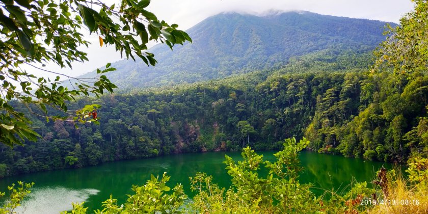 Danau Tolire di kaki Gunung Gamalama
